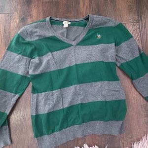 U.S Polo Assn v neck sweatshirt